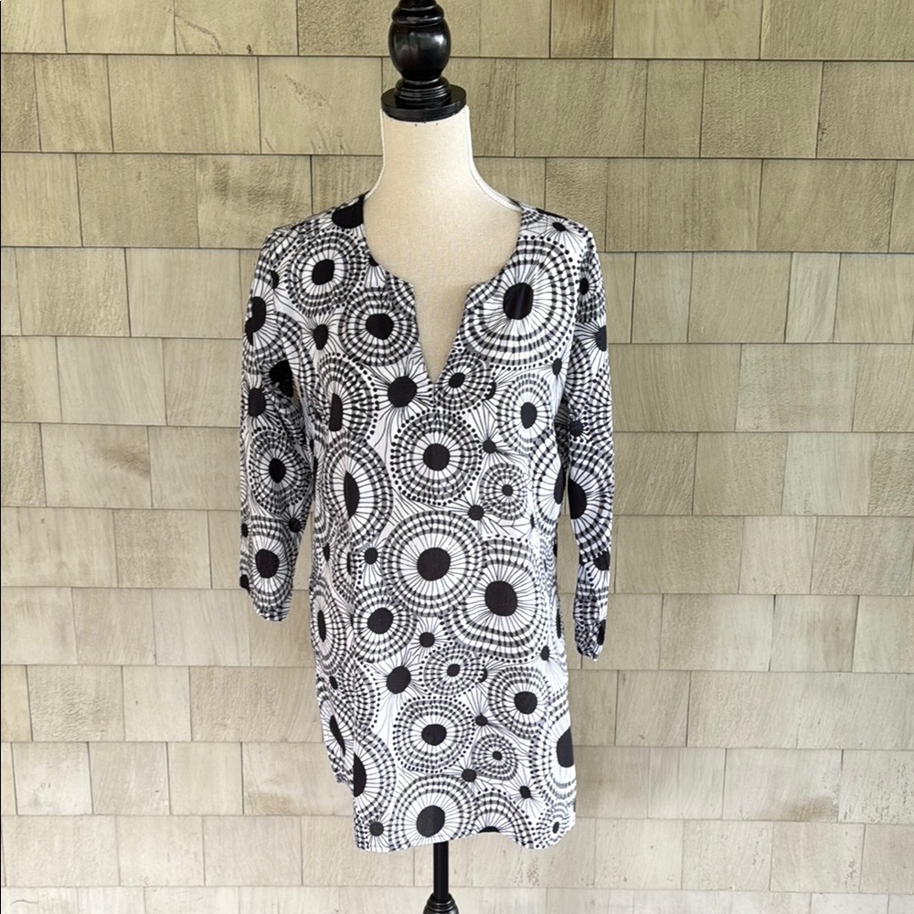 Black , Grey and White Graphic 3/4 Sleeve Tunic